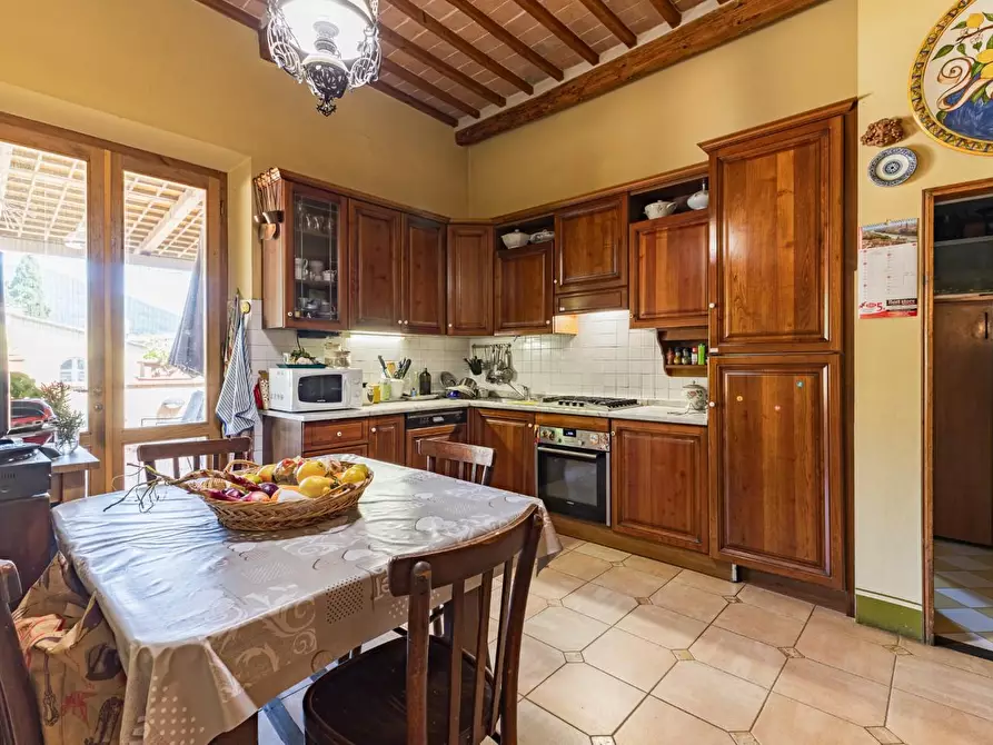 Immagine 5 di Appartamento in vendita  a Vicopisano