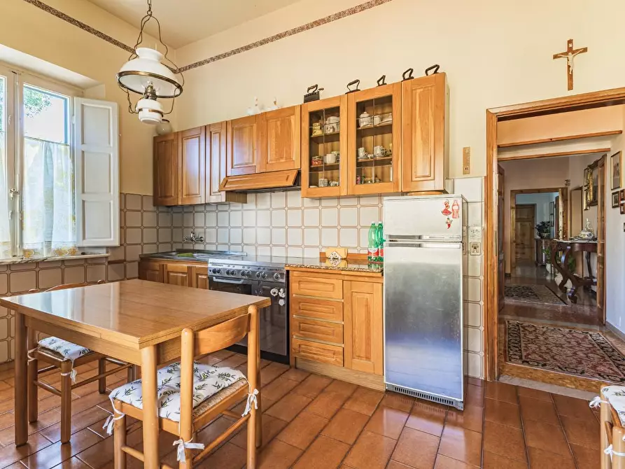 Immagine 10 di Appartamento in vendita  a Vicopisano