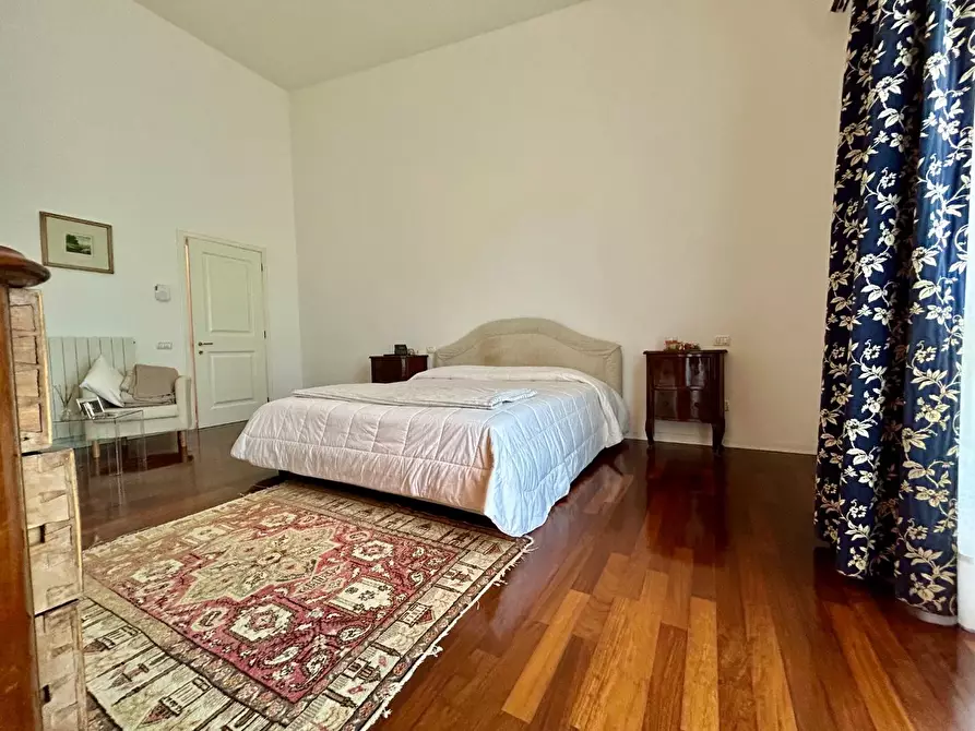 Immagine 23 di Villa in vendita  a Montelupo Fiorentino