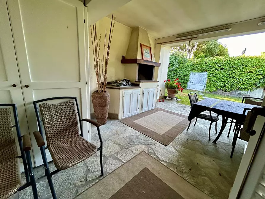 Immagine 17 di Villa in vendita  a Montelupo Fiorentino