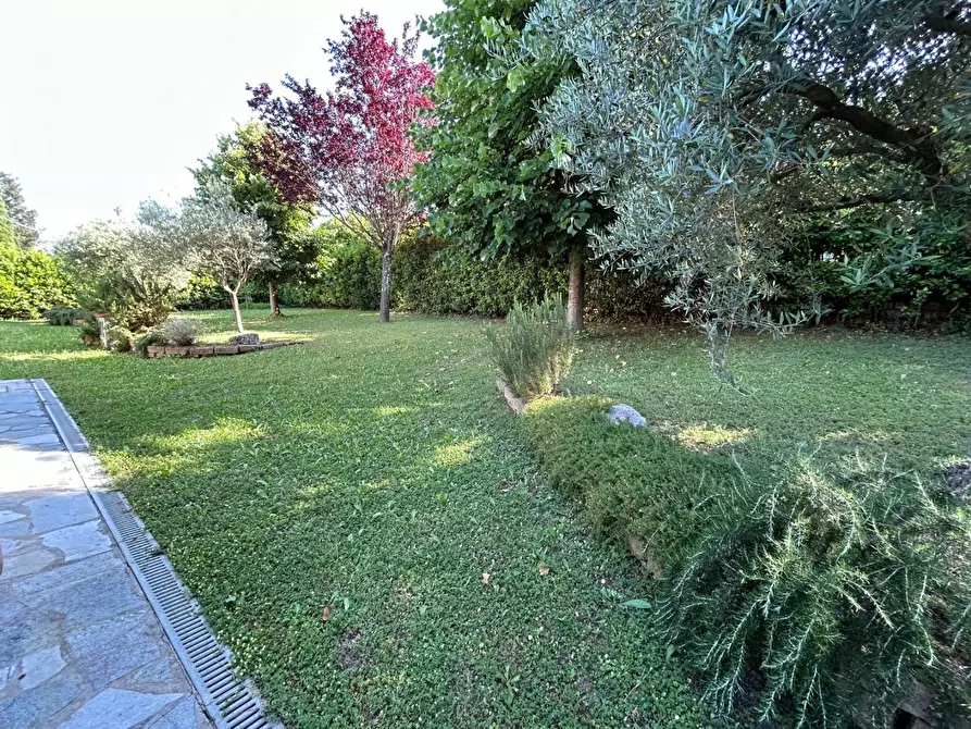 Immagine 36 di Villa in vendita  a Montelupo Fiorentino