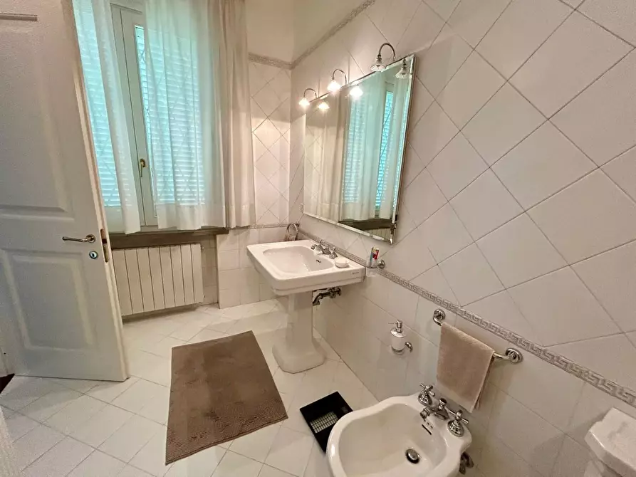 Immagine 46 di Villa in vendita  a Montelupo Fiorentino