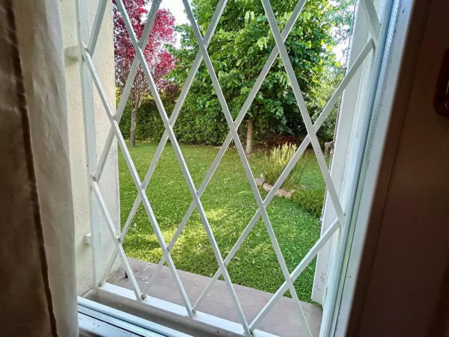 Immagine 8 di Villa in vendita  a Montelupo Fiorentino