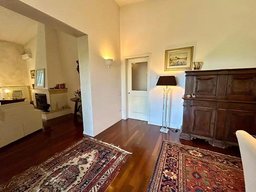 Immagine 9 di Villa in vendita  a Montelupo Fiorentino