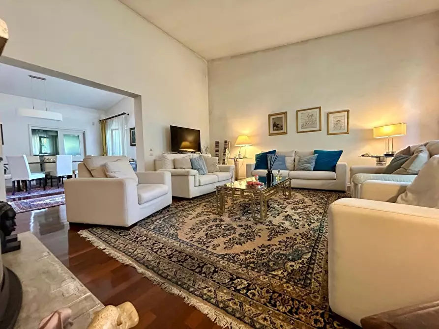 Immagine 53 di Villa in vendita  a Montelupo Fiorentino