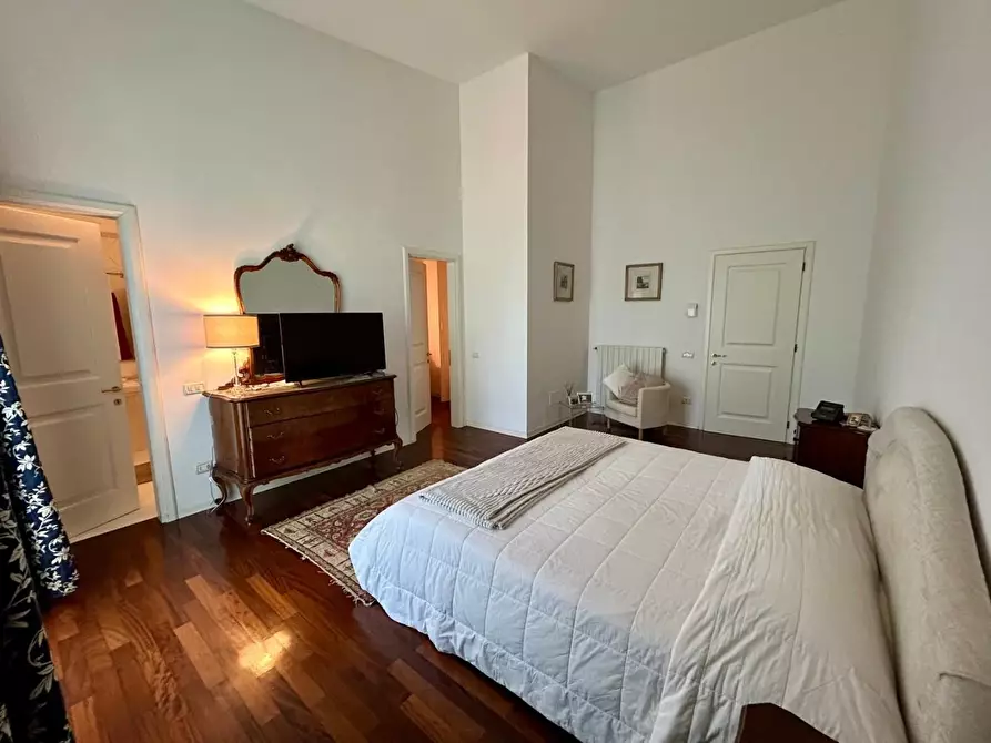 Immagine 45 di Villa in vendita  a Montelupo Fiorentino