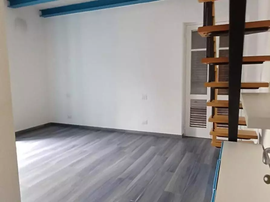 Immagine 12 di Casa indipendente in vendita  a Carrara