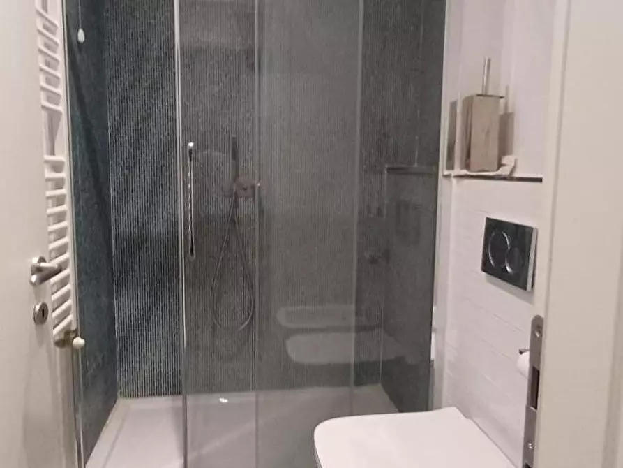 Immagine 11 di Casa indipendente in vendita  a Carrara