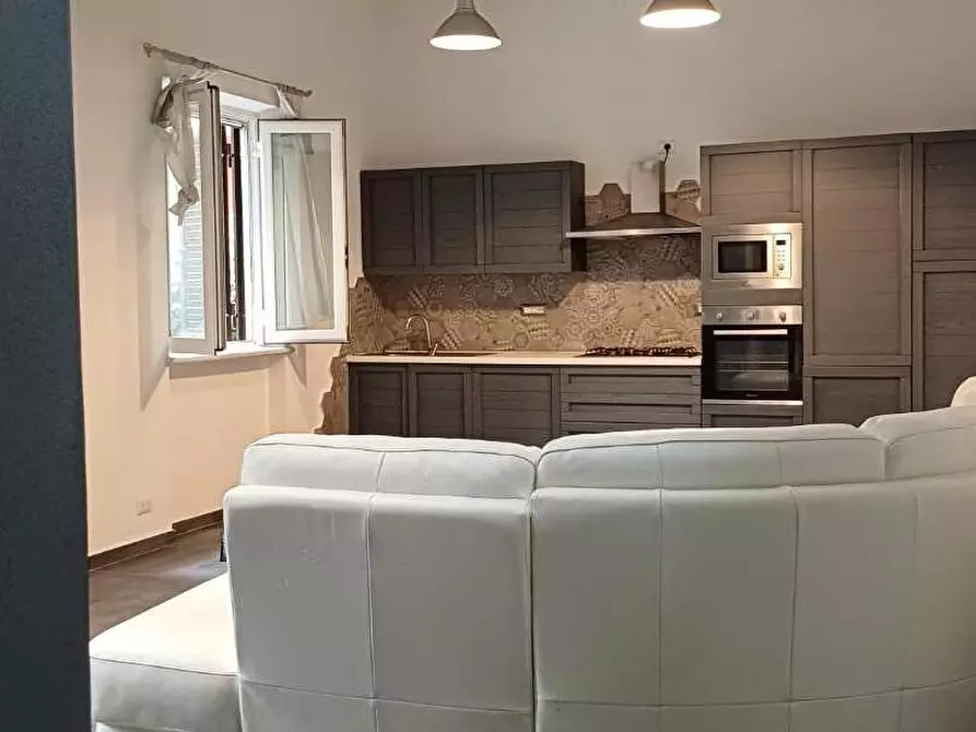 Immagine 2 di Casa indipendente in vendita  a Carrara