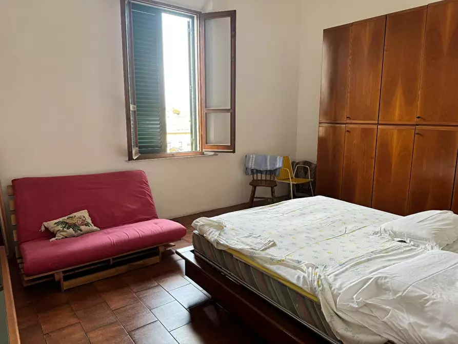 Immagine 11 di Appartamento in vendita  a Viareggio