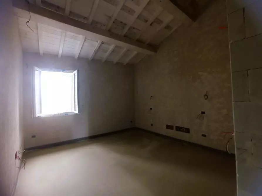 Immagine 7 di Villa in vendita  a San Giuliano Terme