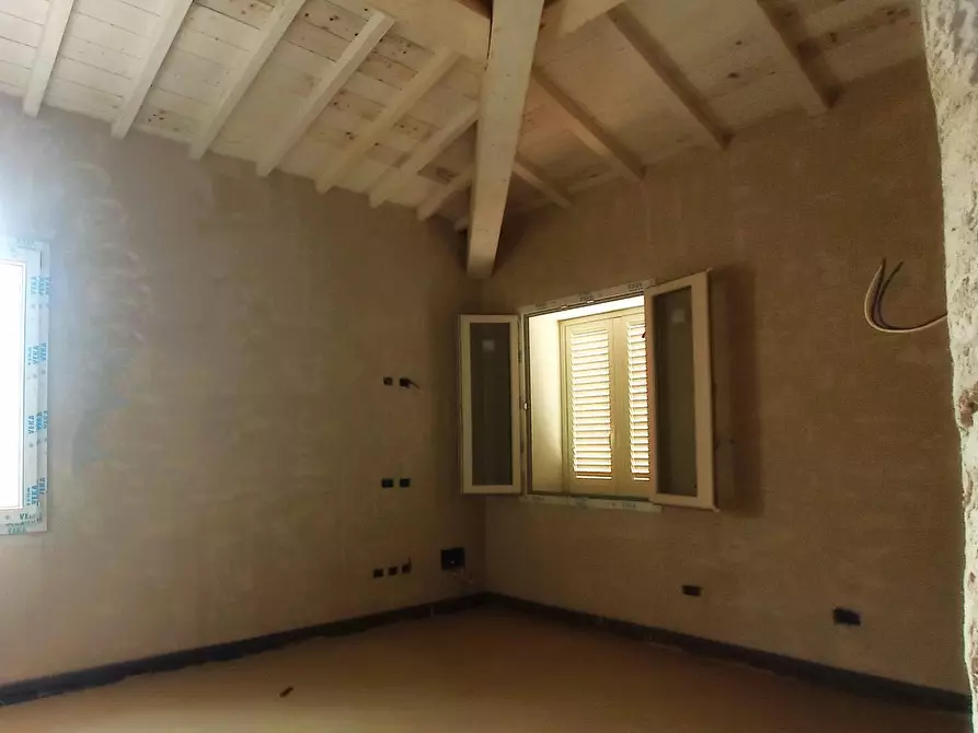 Immagine 9 di Villa in vendita  a San Giuliano Terme