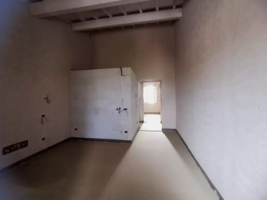 Immagine 8 di Villa in vendita  a San Giuliano Terme