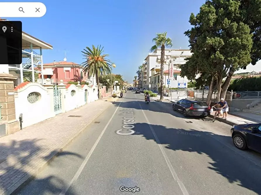 Immagine 17 di Appartamento in vendita  a San Vincenzo