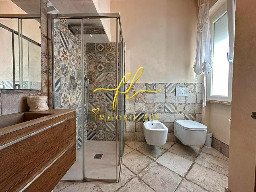 Immagine 28 di Appartamento in vendita  a Rosignano Marittimo