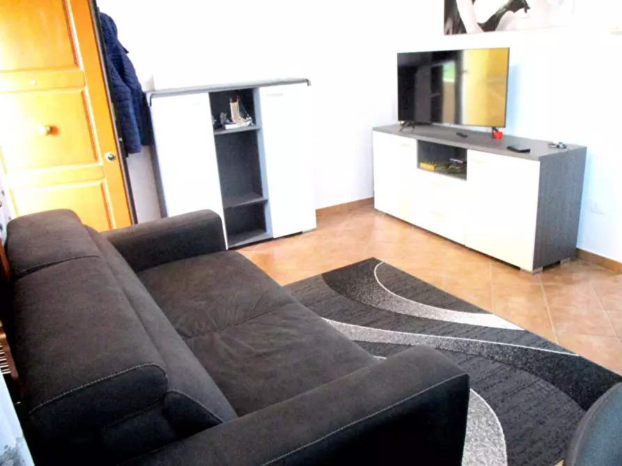 Immagine 4 di Appartamento in vendita  a Santa Maria A Monte