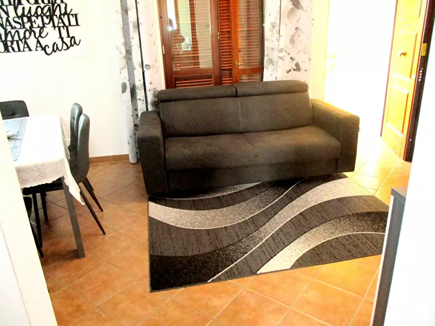 Immagine 5 di Appartamento in vendita  a Santa Maria A Monte