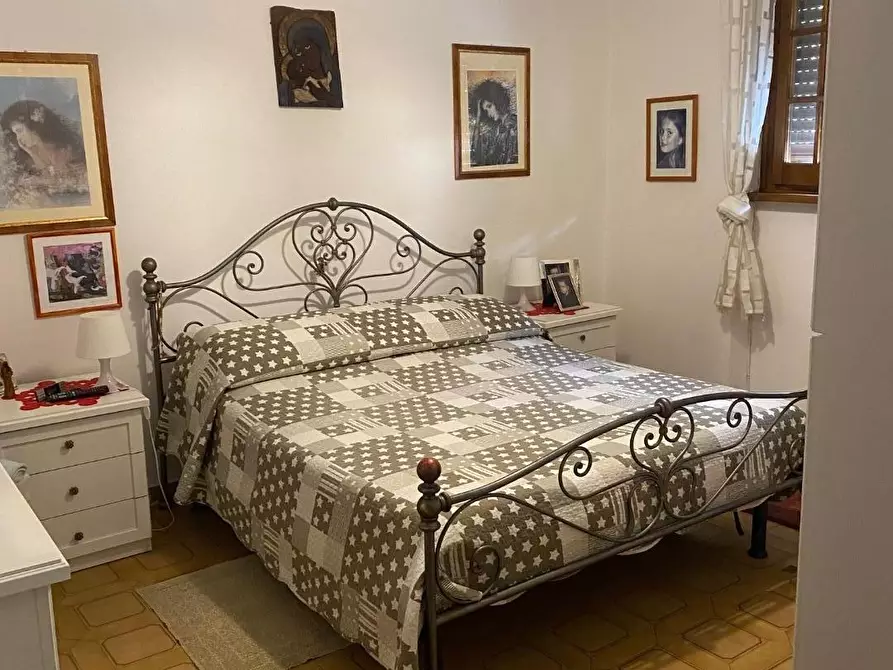 Immagine 14 di Appartamento in vendita  a Viareggio