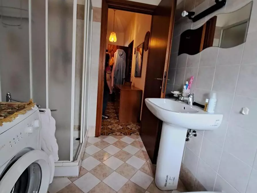 Immagine 20 di Appartamento in vendita  a Carrara