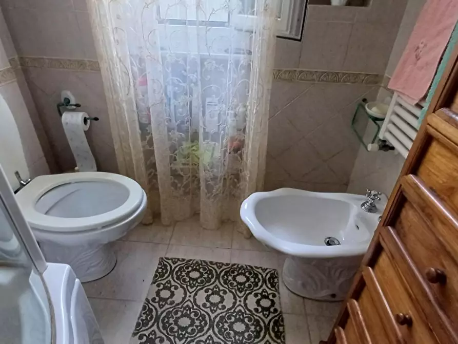 Immagine 8 di Casa semindipendente in vendita  a Massa