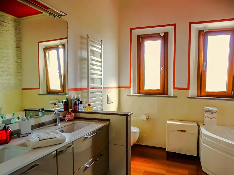 Immagine 20 di Villa in vendita  a San Miniato