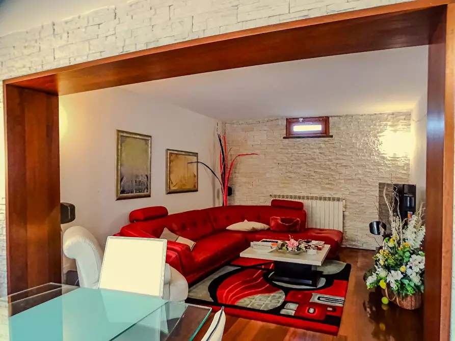 Immagine 30 di Villa in vendita  a San Miniato