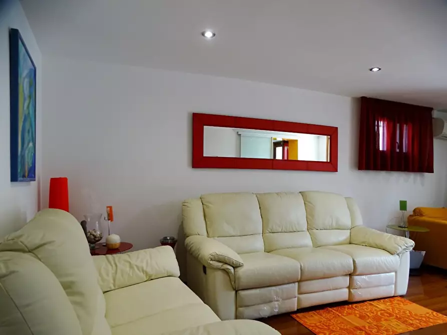 Immagine 45 di Villa in vendita  a San Miniato