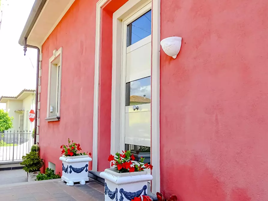 Immagine 51 di Villa in vendita  a San Miniato