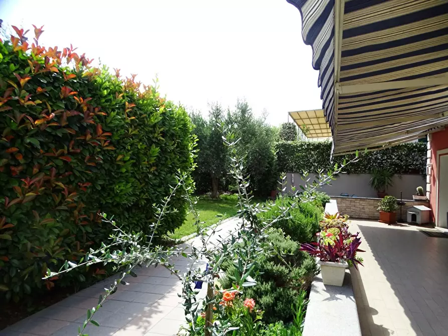 Immagine 50 di Villa in vendita  a San Miniato