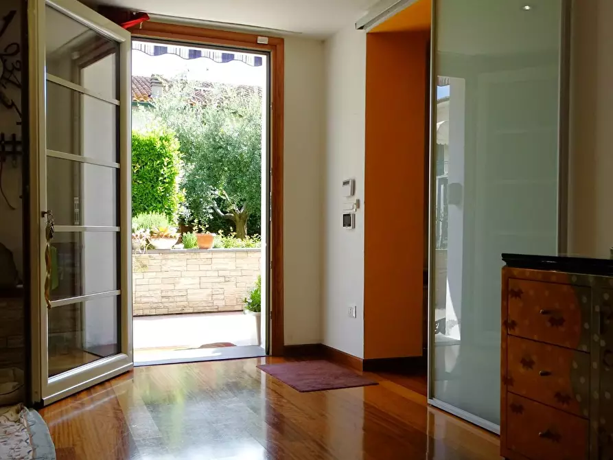 Immagine 21 di Villa in vendita  a San Miniato