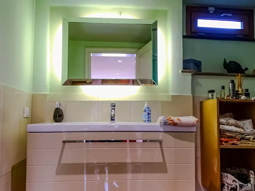 Immagine 28 di Villa in vendita  a San Miniato