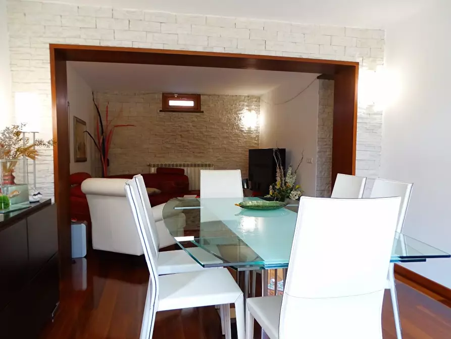 Immagine 12 di Villa in vendita  a San Miniato