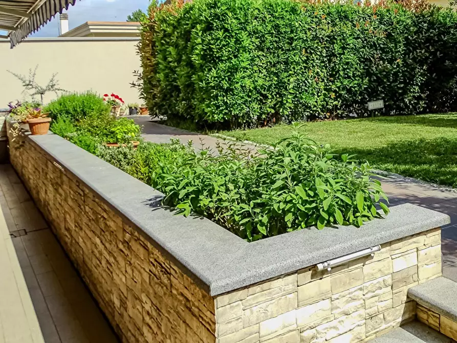 Immagine 41 di Villa in vendita  a San Miniato