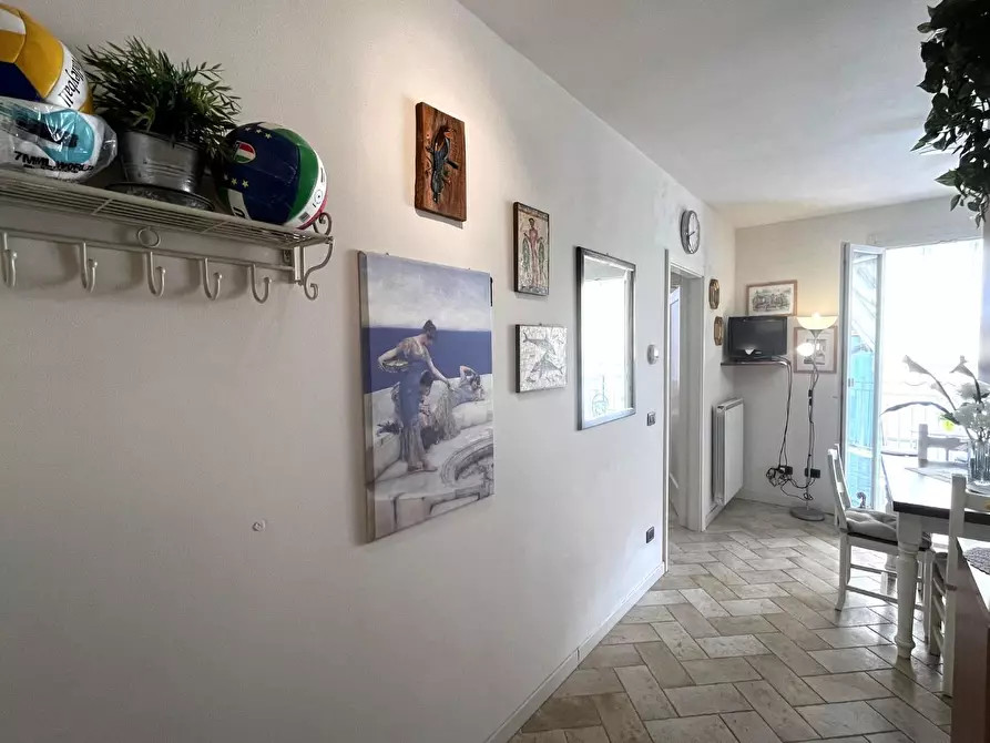 Immagine 6 di Appartamento in vendita  a Rosignano Marittimo