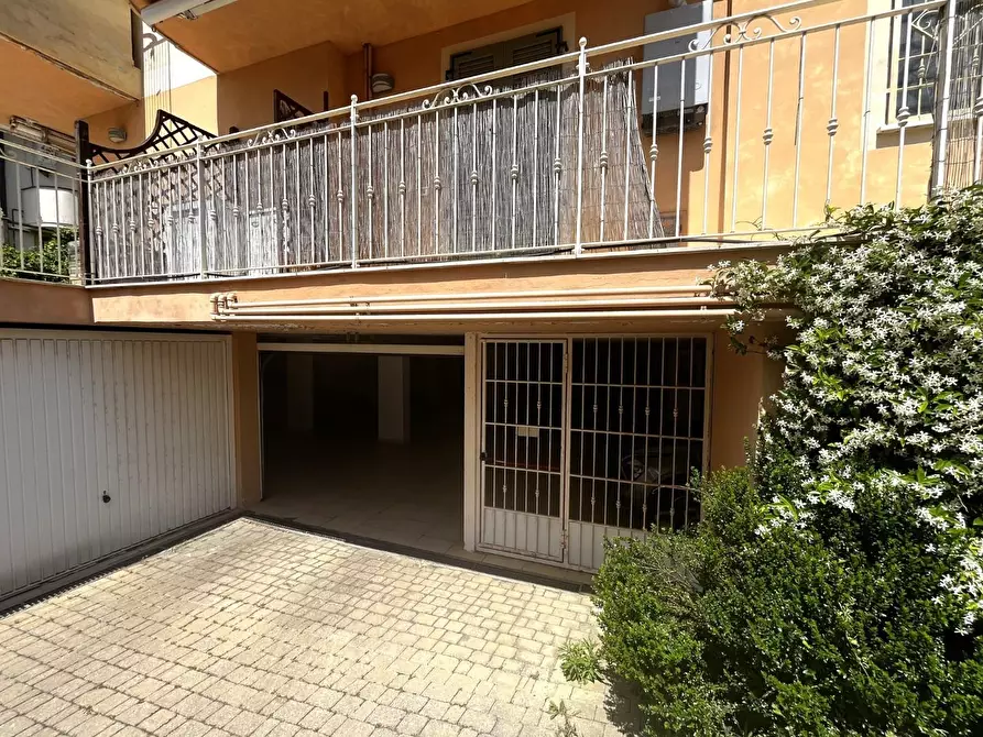 Immagine 14 di Appartamento in vendita  a Rosignano Marittimo