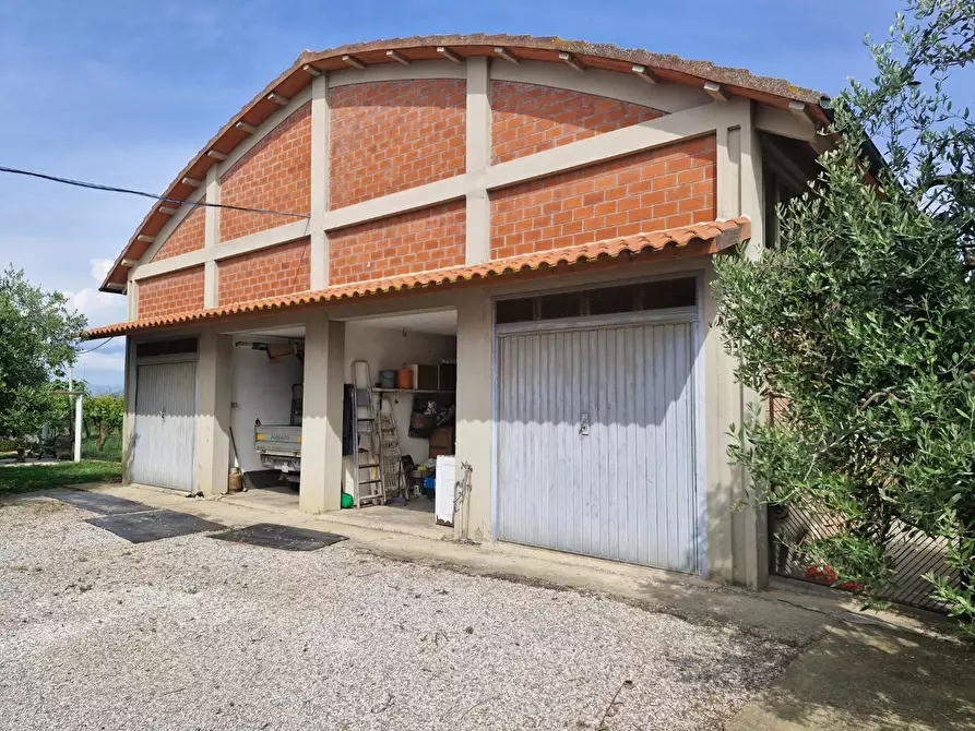 Immagine 14 di Casa colonica in vendita  a Piombino