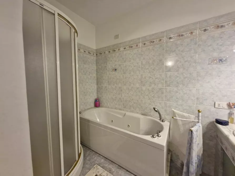 Immagine 47 di Casa colonica in vendita  a Piombino