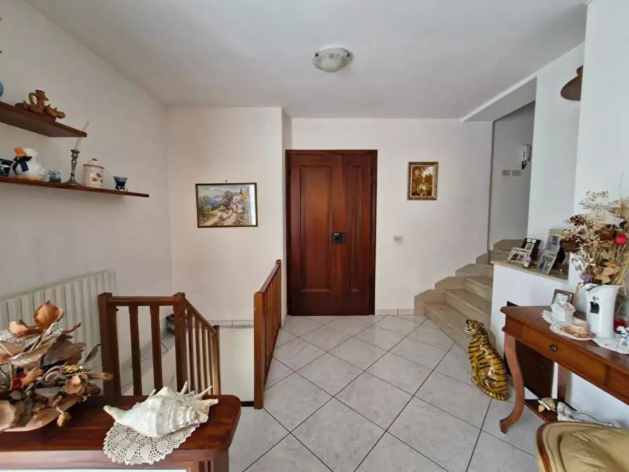 Immagine 39 di Casa colonica in vendita  a Piombino