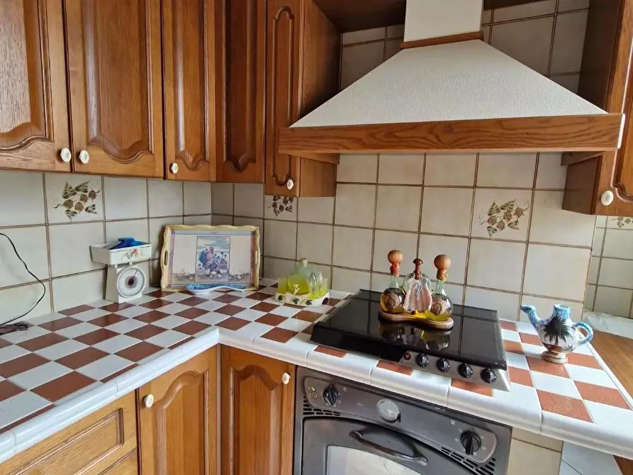 Immagine 41 di Casa colonica in vendita  a Piombino