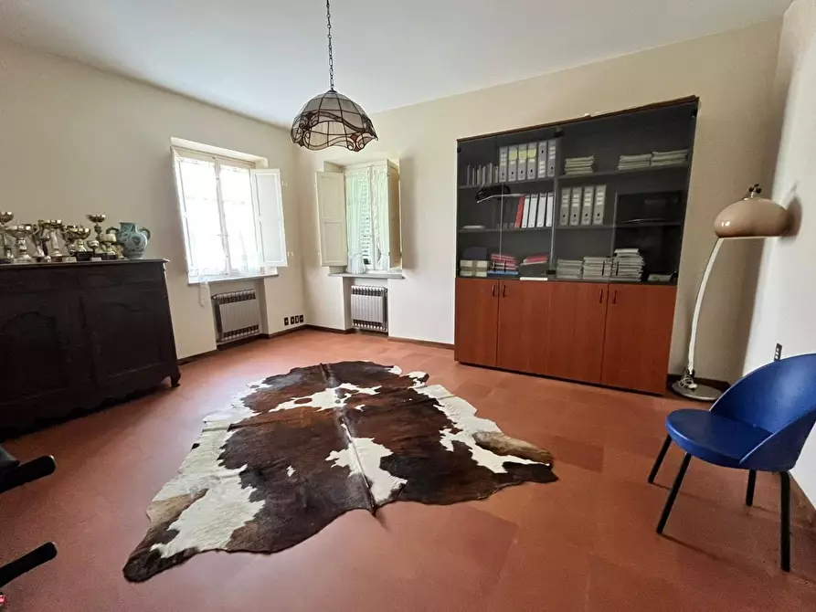Immagine 51 di Villa in vendita  a Capannori