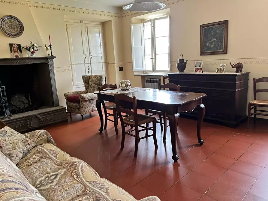 Immagine 22 di Villa in vendita  a Capannori