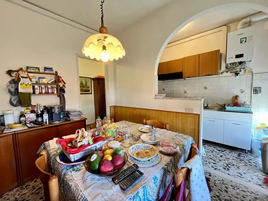 Immagine 9 di Appartamento in vendita  a Pisa