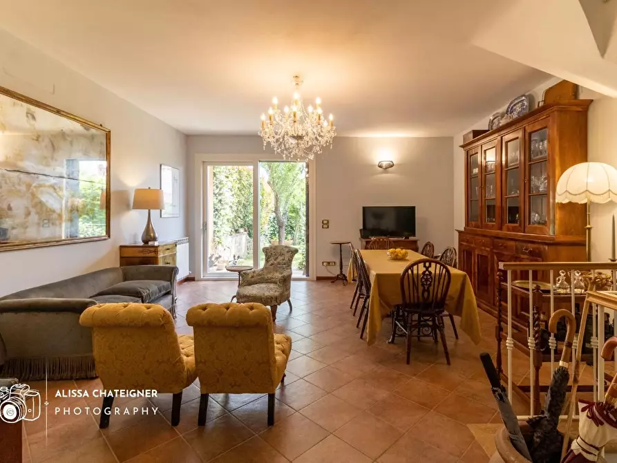 Immagine 9 di Villetta a schiera in vendita  a Monteriggioni