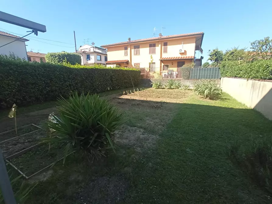 Immagine 5 di Casa indipendente in vendita  a Santa Croce Sull'arno