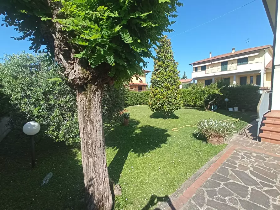 Immagine 3 di Casa indipendente in vendita  a Santa Croce Sull'arno