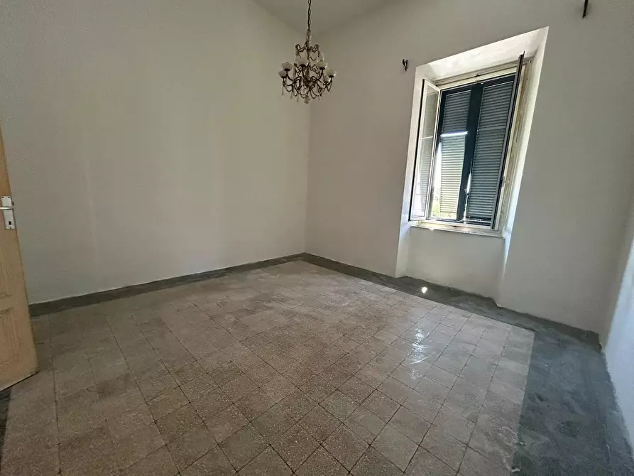Immagine 15 di Appartamento in vendita  a Livorno