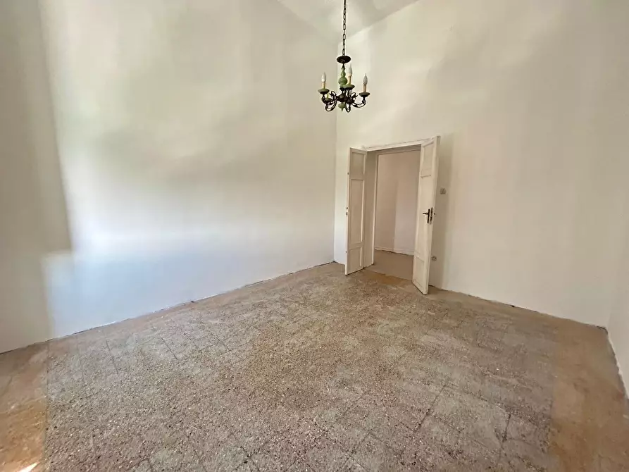 Immagine 6 di Appartamento in vendita  a Livorno