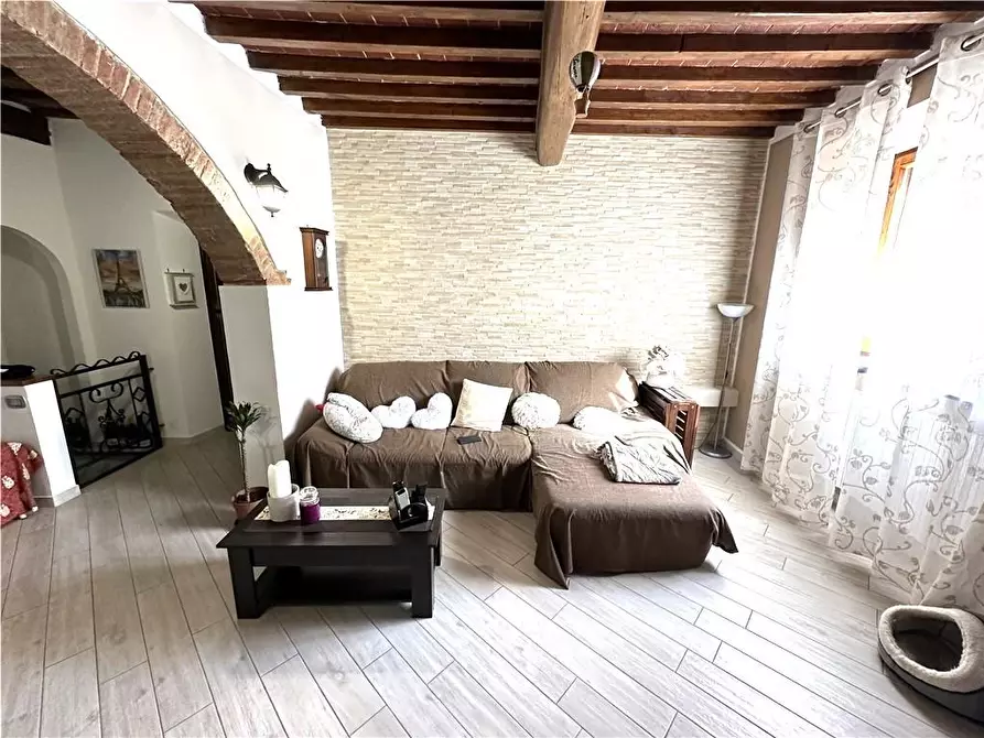 Immagine 9 di Appartamento in vendita  a Montelupo Fiorentino