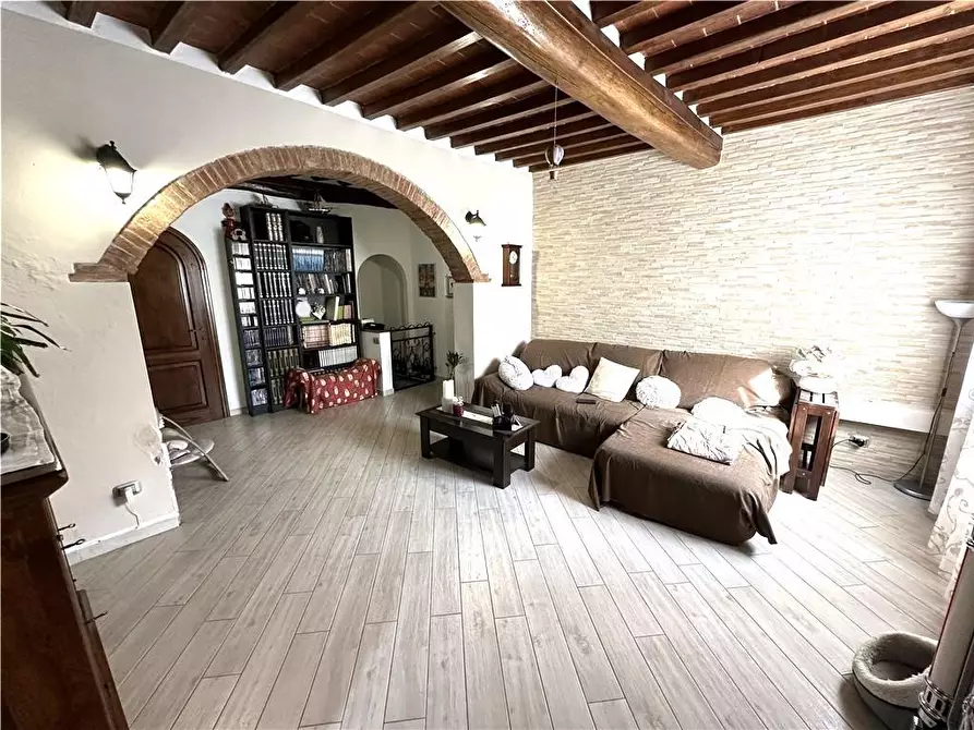 Immagine 8 di Appartamento in vendita  a Montelupo Fiorentino