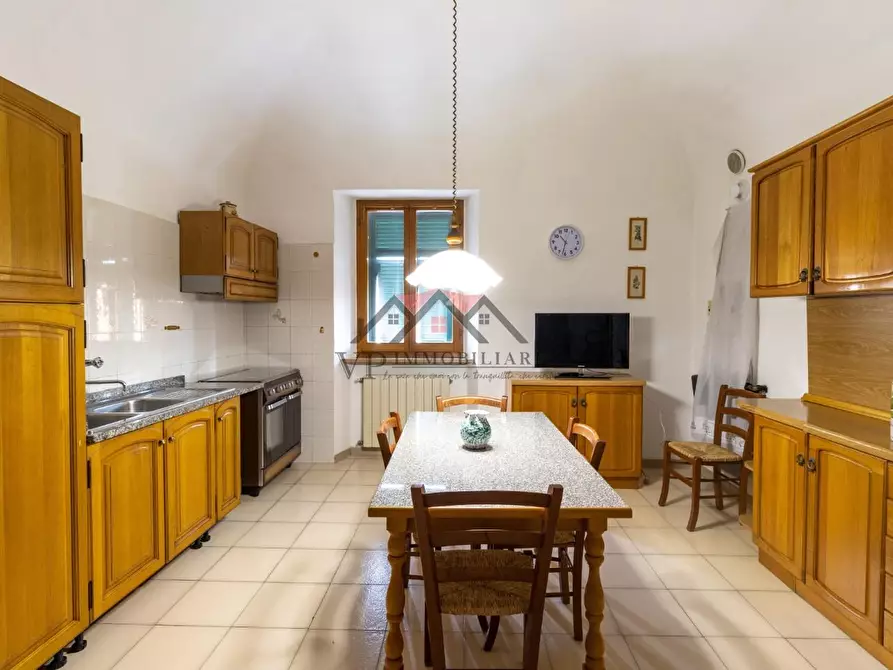 Immagine 6 di Appartamento in vendita  a Pomarance